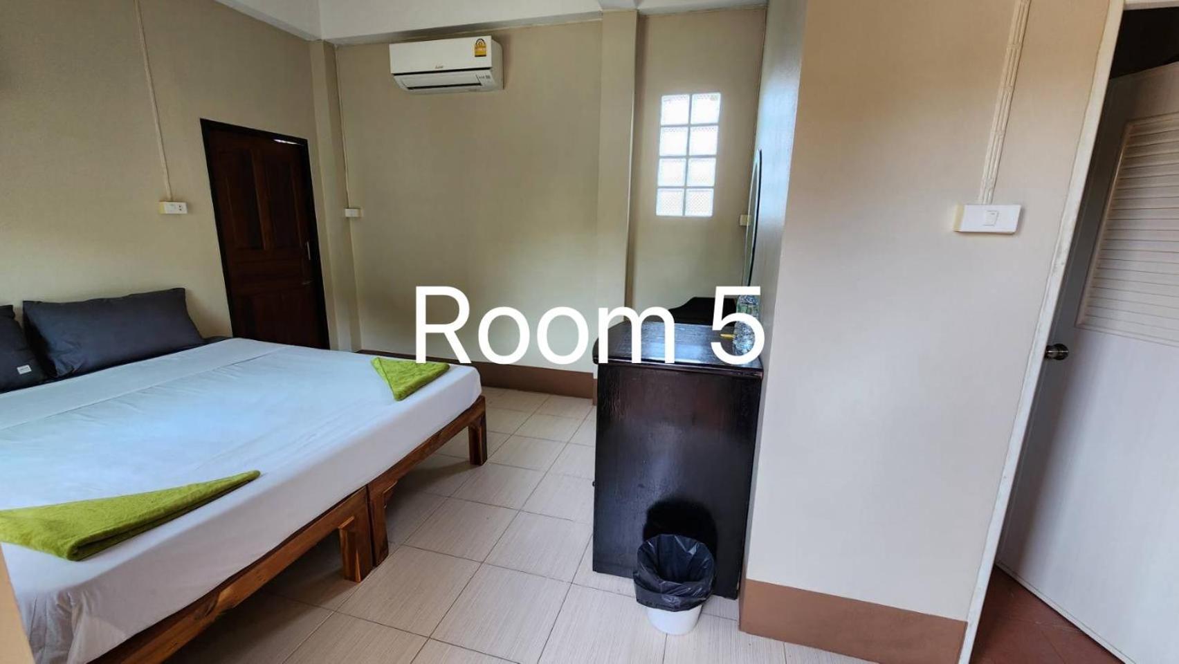 Sarin Guesthouse สาริน Тао Екстер'єр фото