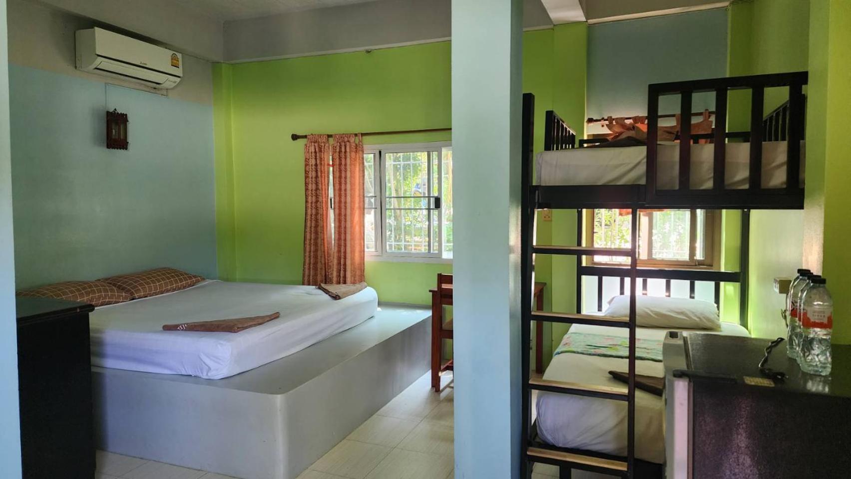 Sarin Guesthouse สาริน Тао Екстер'єр фото